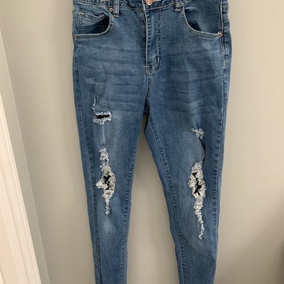 Distressed Jeans from SHEIN - Picture 1 of 1
